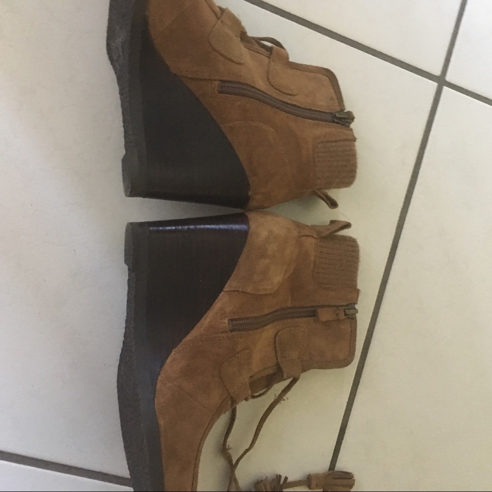 Booties - Picture 4 of 6